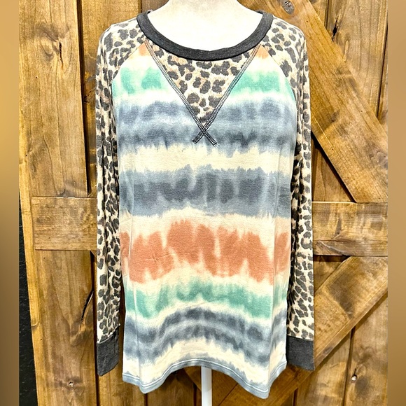 NWOT Vanilla Bay Long Sleeve Tie Dye & Leopard Top - Picture 16 of 16